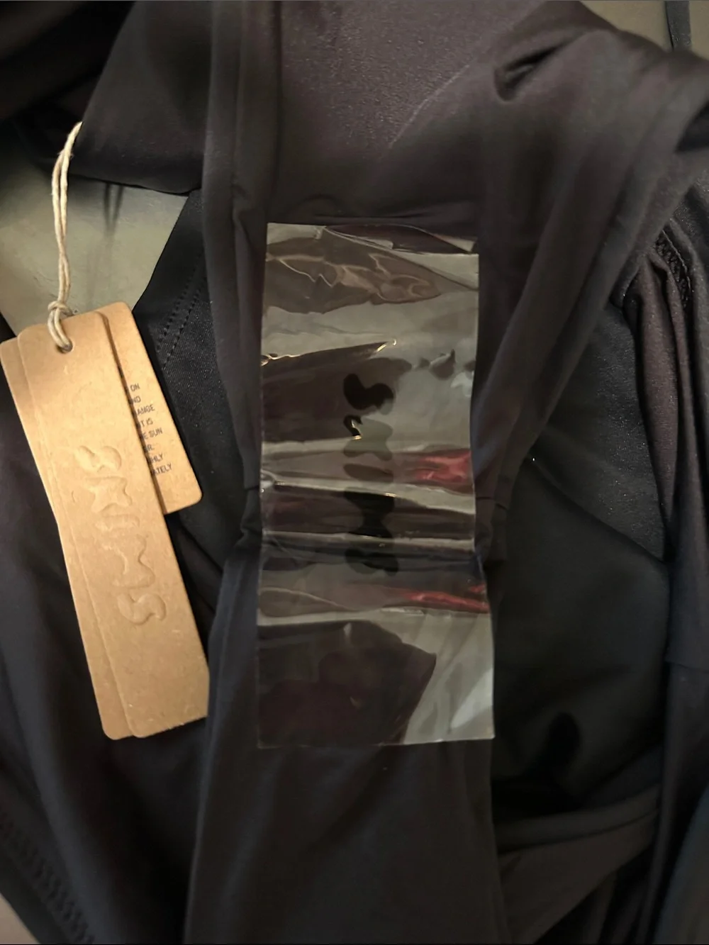 SKIMS sleek black